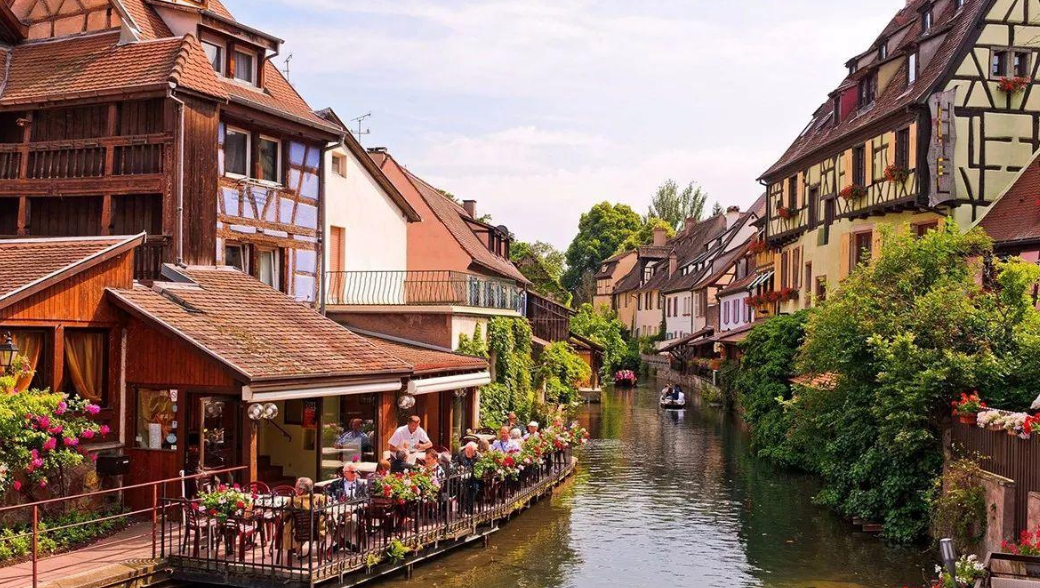 小鎮(zhèn)文旅企宣傳片拍攝效果圖 小鎮(zhèn)文旅企宣傳片拍攝效果圖