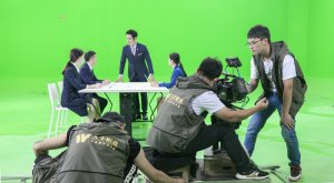 紀(jì)錄片制作拍攝的首先步是前期溝通